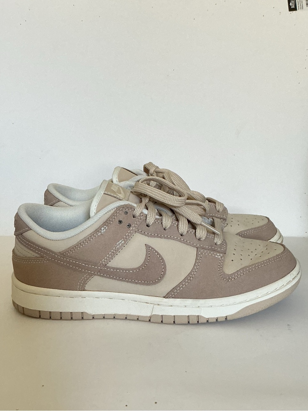 Nike Dunk Low SE Sneakers Sanddrift Hemp Sail Beige Women’s 8‎ Excellent